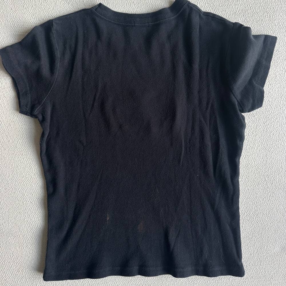 Brandy Melville Tee - Picture 2 of 3